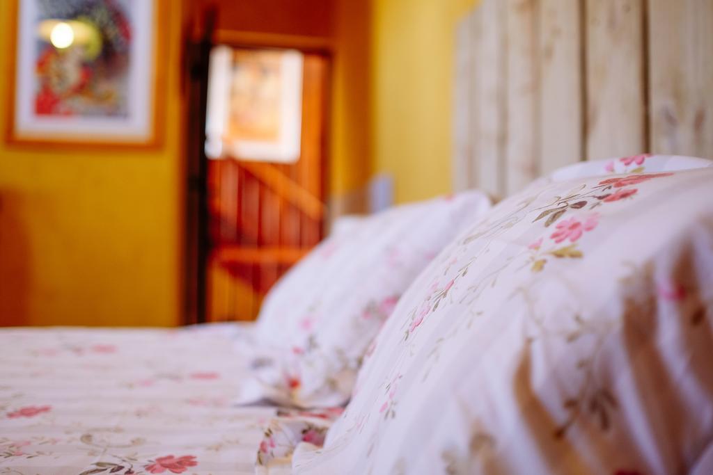 Bed and Breakfast Le Poujastou Juzet-de-Luchon Esterno foto